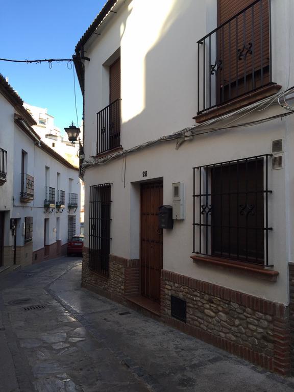 Vivienda Rural Los Tajos De Setenil Setenil De Las Bodegas Oda fotoğraf