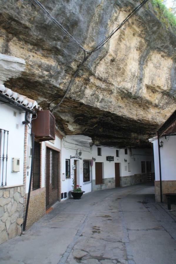 Vivienda Rural Los Tajos De Setenil Setenil De Las Bodegas Dış mekan fotoğraf